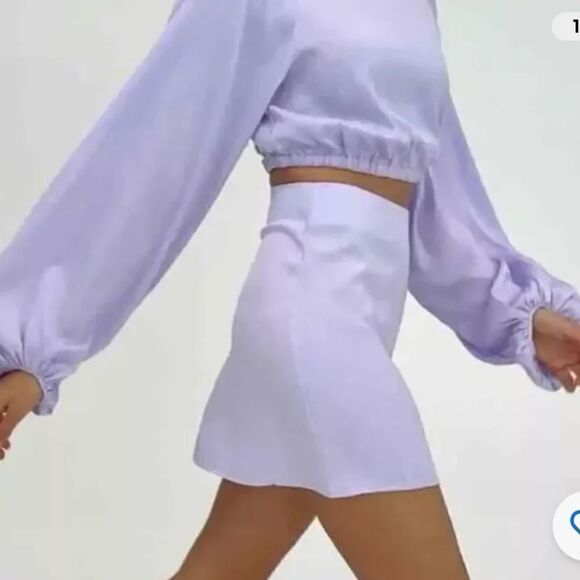 We Wore What NWT Satin Charmeuse Heather Purple Mini Skirt Size Small - Picture 2 of 8